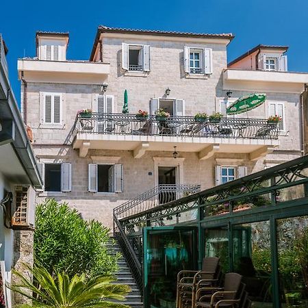 Kezman Apartment Χέρτσεγκ Νόβι Εξωτερικό φωτογραφία