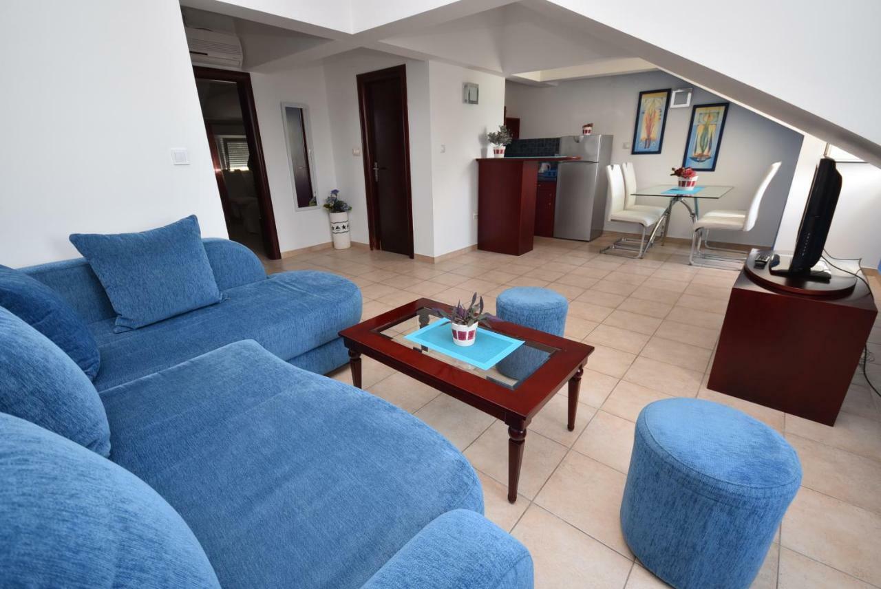 Kezman Apartment Χέρτσεγκ Νόβι Εξωτερικό φωτογραφία