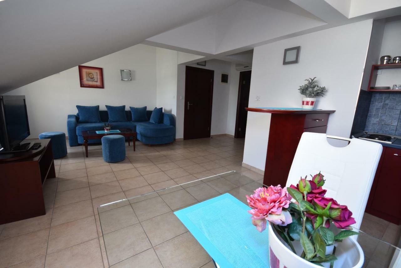 Kezman Apartment Χέρτσεγκ Νόβι Εξωτερικό φωτογραφία